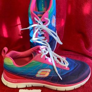 Skechers Skech-Knit flex sole memory foam womens sz 6. Rainbow! Good used shape